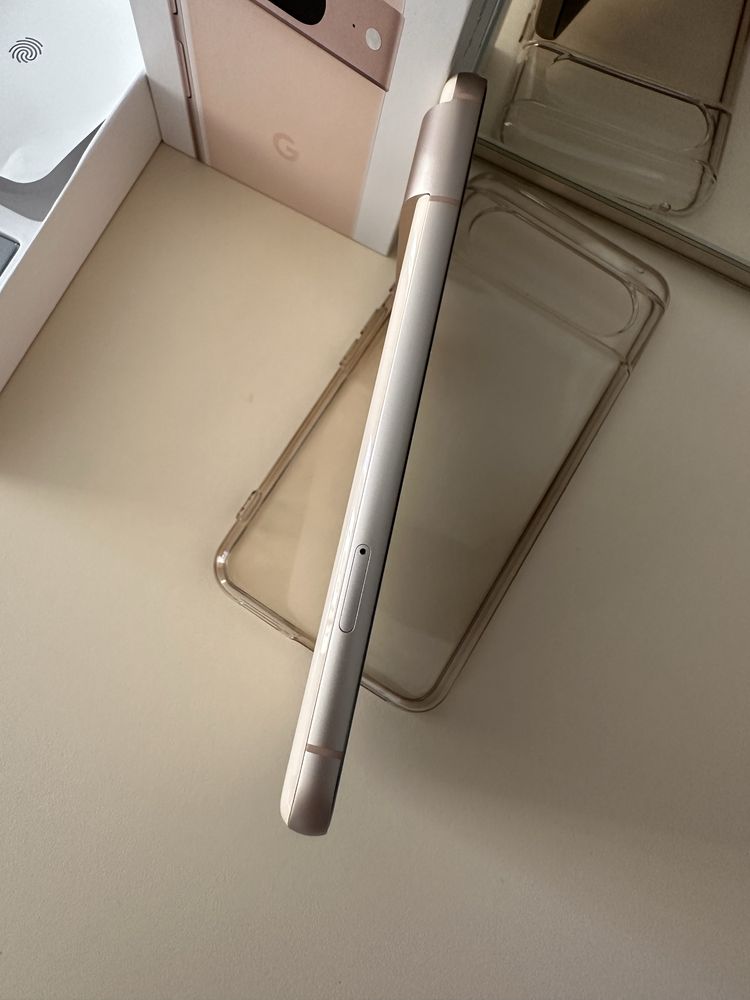 Продам Google Pixel 8 5G 8/128gb.