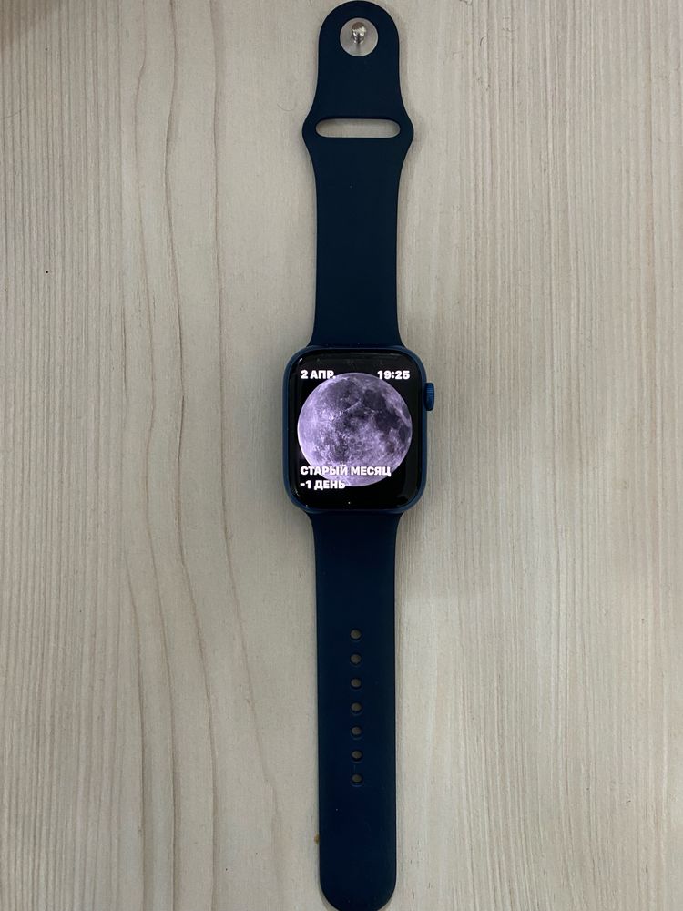 Apple Watch 7 , 45мм