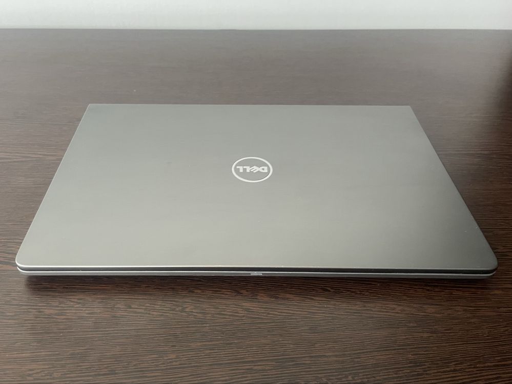 Ноутбук DELL p62f001