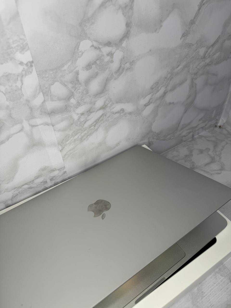 MacBook Pro 13 2022 M2 Touch Bar/Ломбард Лидер/РАССРОЧКА до 60 месяцев
