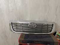 Решетка радиатора Hilux