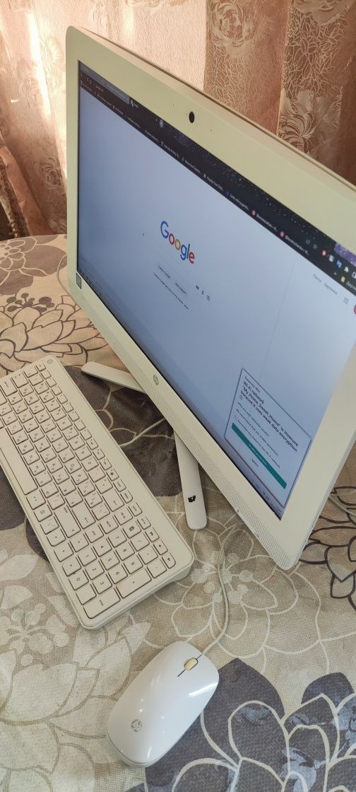 Моноблок HP, i5-7200, 8GB RAM, GeForce 920 2GB, 128 SSD + 1TB