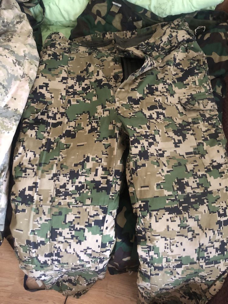 Продам военную форму летняя и зимняя
