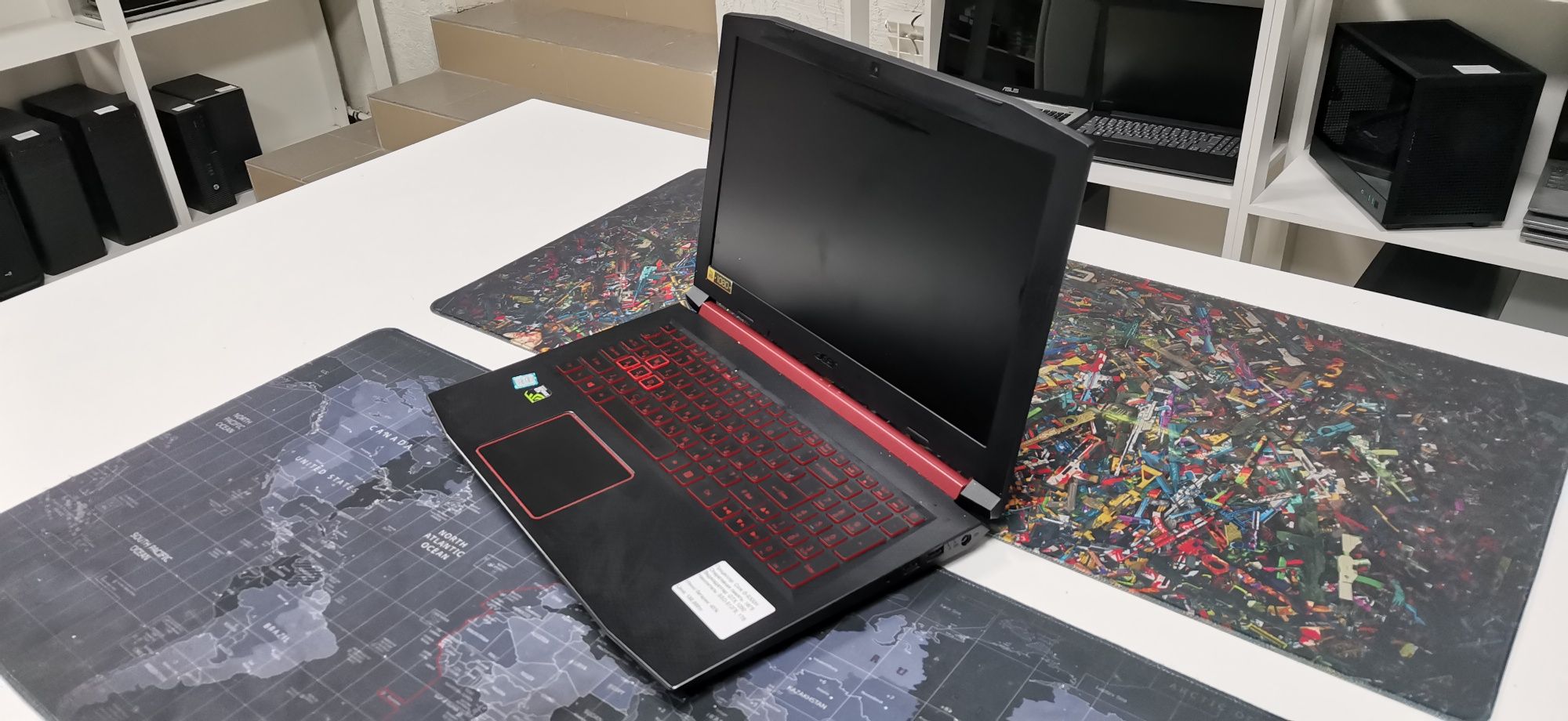 Игровой ноутбук Aser Core i5-8300H/ GeForce GTX 1050