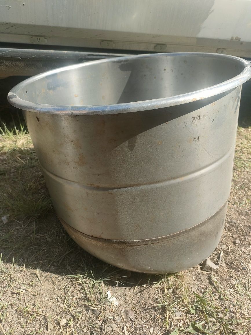 Продам ёмкость из нержавейки 3 шт!