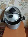 Продам  скороварку производства СССР 6л