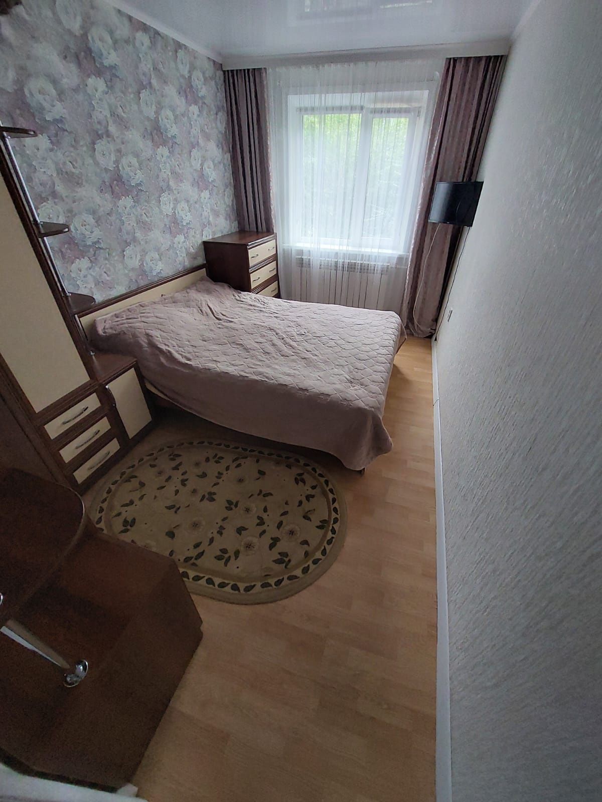 Продам 4 комнатную квартиру