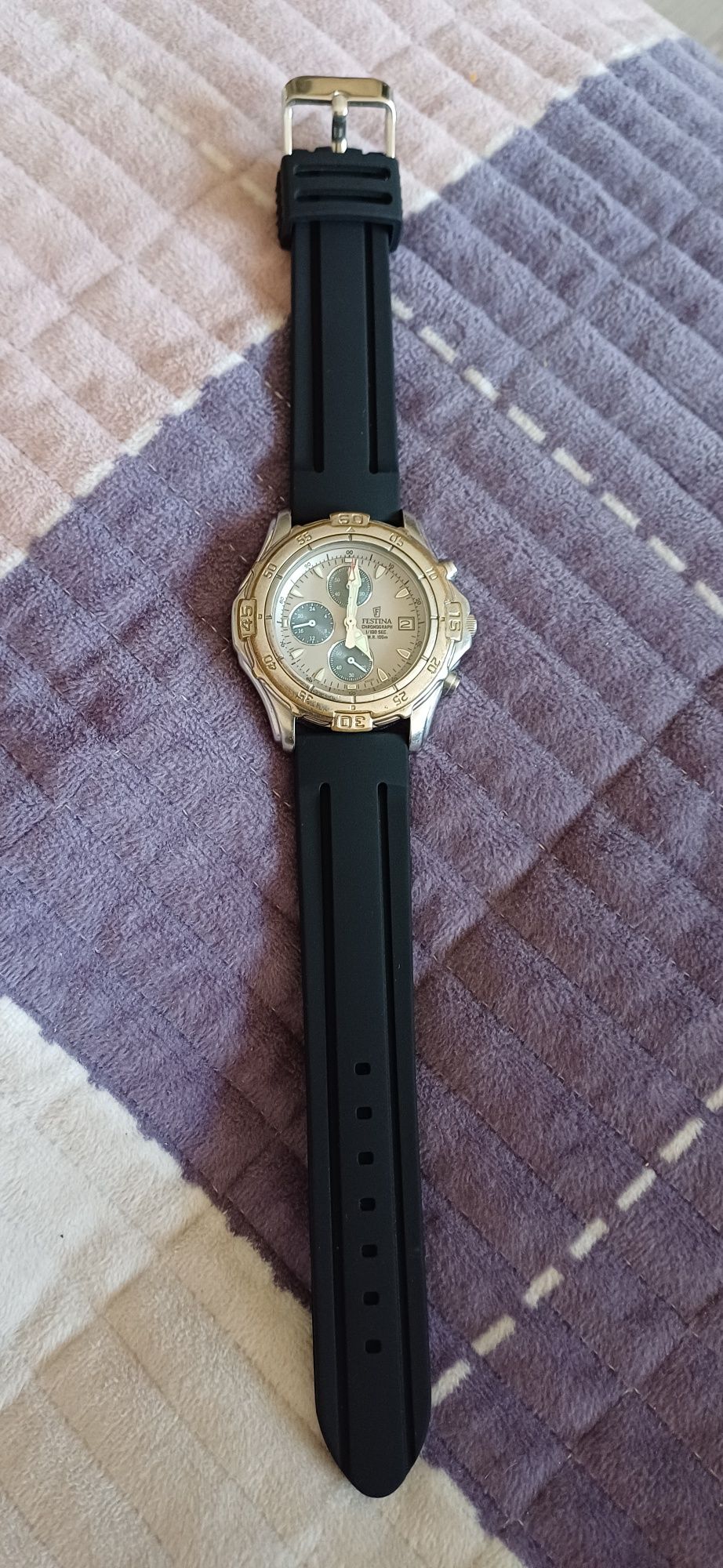 Продам часы Festina