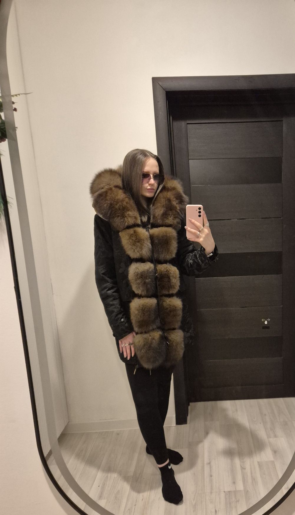 Продам Парку  из Норки и Песца