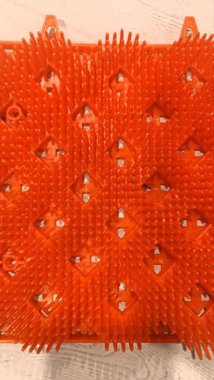 Щеточное искусственное покрытие для катания на тюбингах. Под заказ