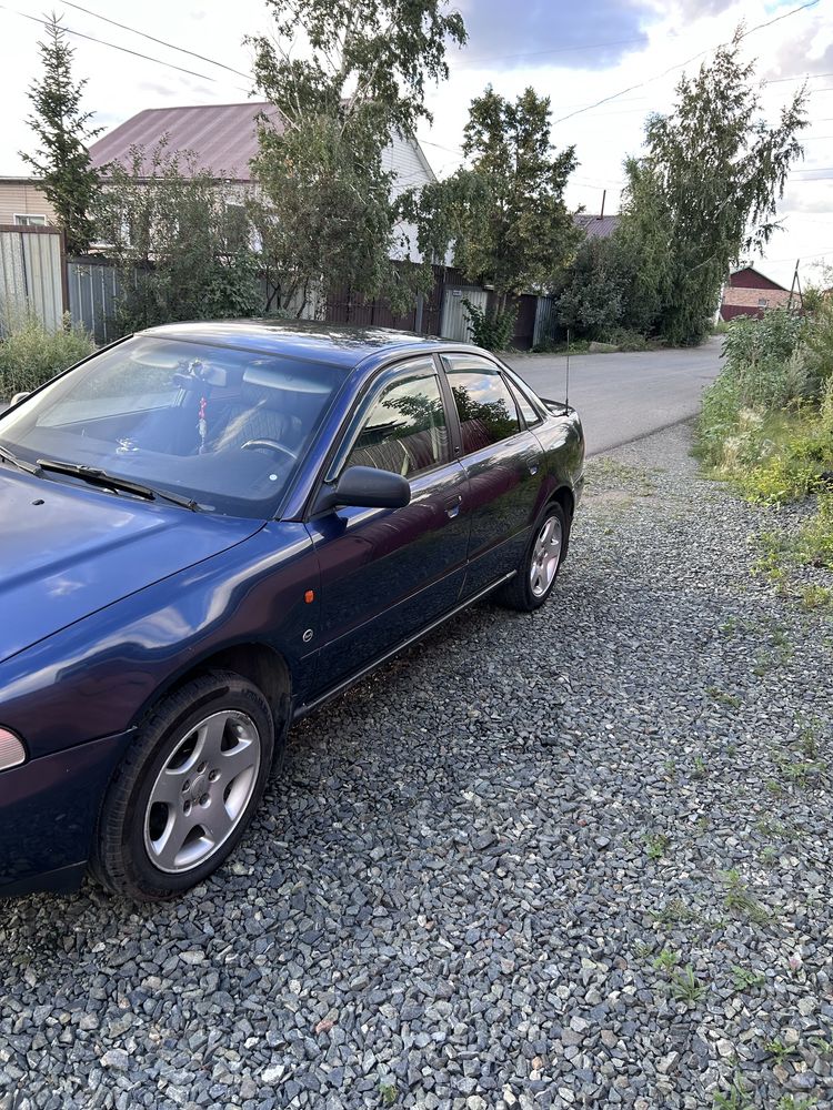 Audi A4 1.8 B5 1995г.