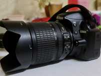 Продаю Nikon D3100 с объективом Nikon 18-105mm