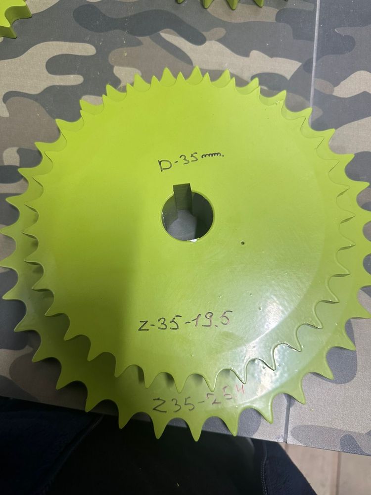 Claas,Клаас пресс подборщик запчасти