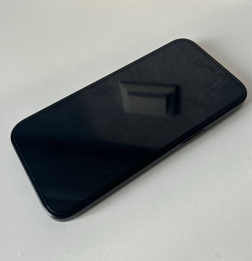 Iphone 15 128, black