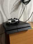 Продам playstation 4 в отличном состоянии