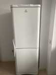 Холодильник Indesit