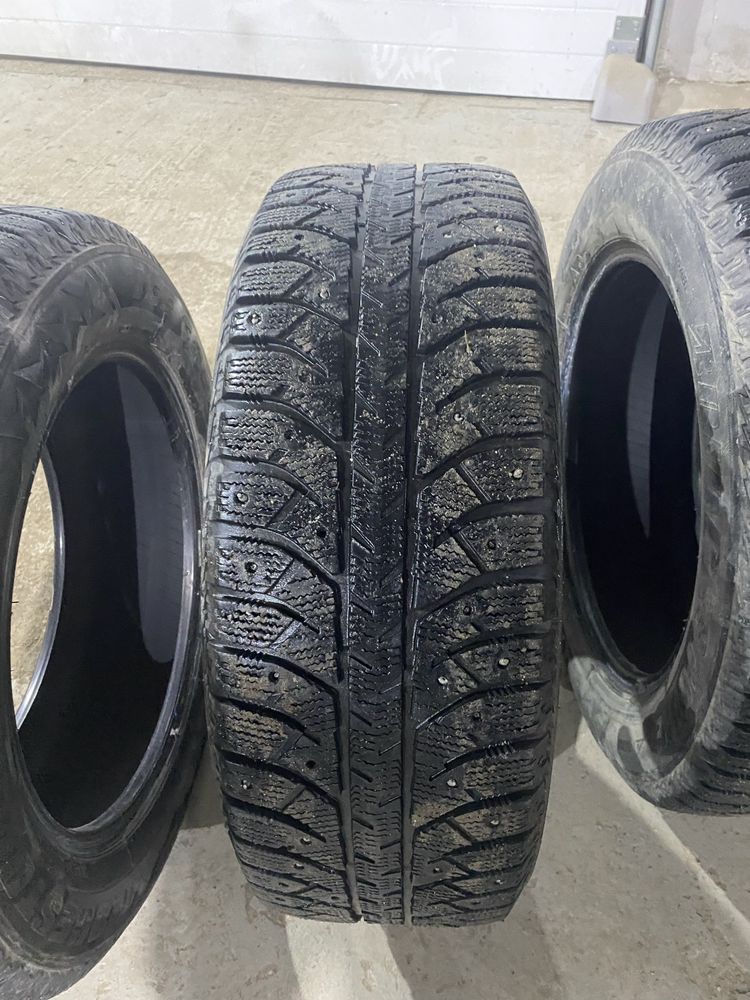 Продам шины Bridgestone 205/60 R16 96 T