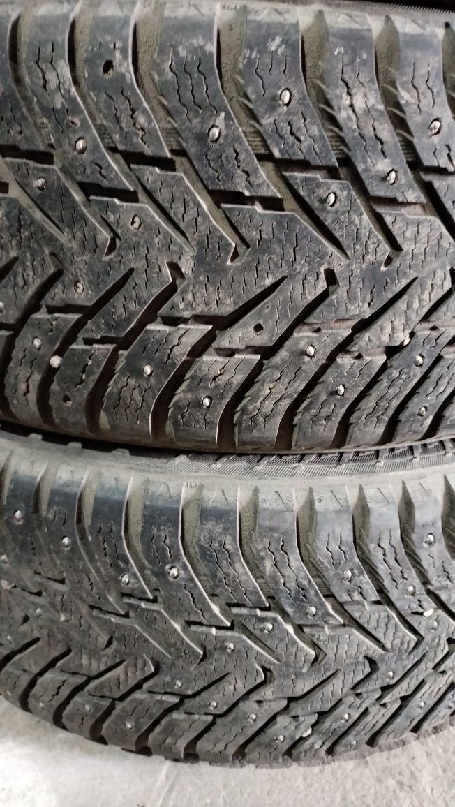 Продам шины 235/55/r18 Hakkapelitta 8