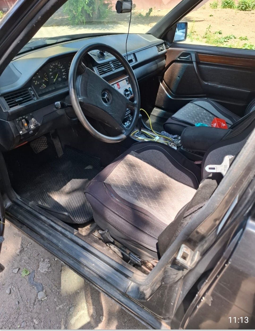 Продам Мерседес 124