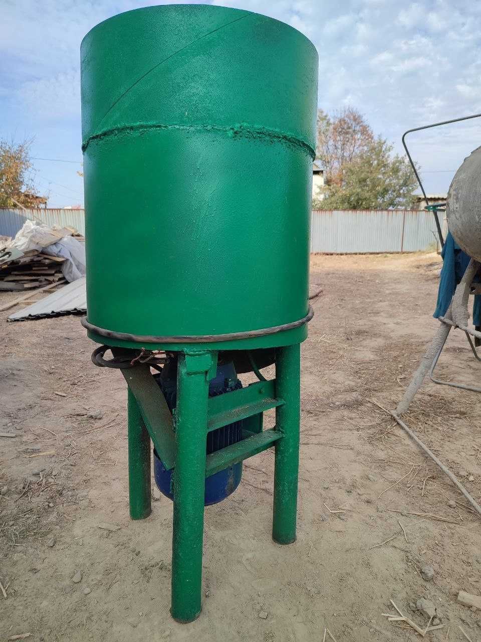 Дробилка Траворезка Кукуруза Дробит Кормоизмельчитель Измельчения