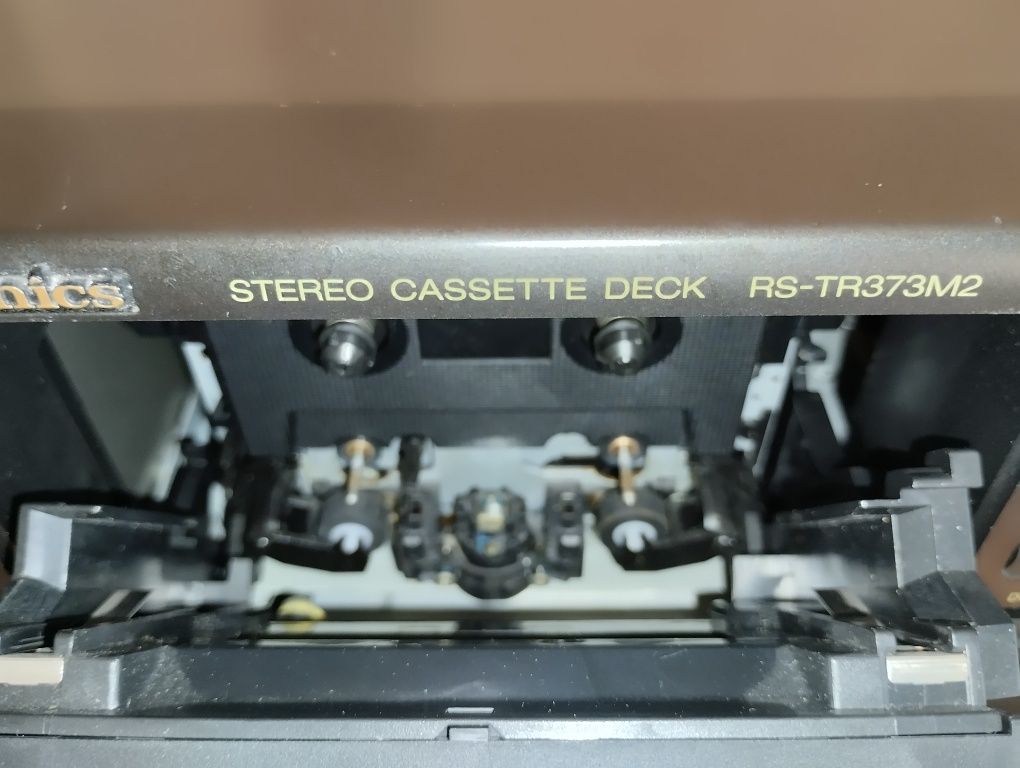 Касетная дека Техникс RS TR 373