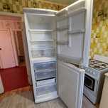 Продам холодильник Отличное состояние Торг