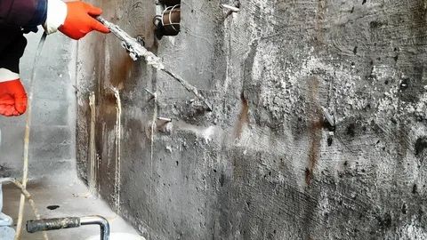 Гидроизоляция крыши вместе со стяжкой