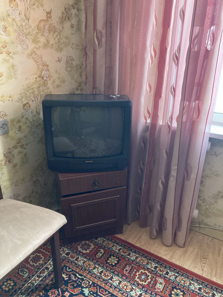 Продам мебель , шкафы , кресло , люстры