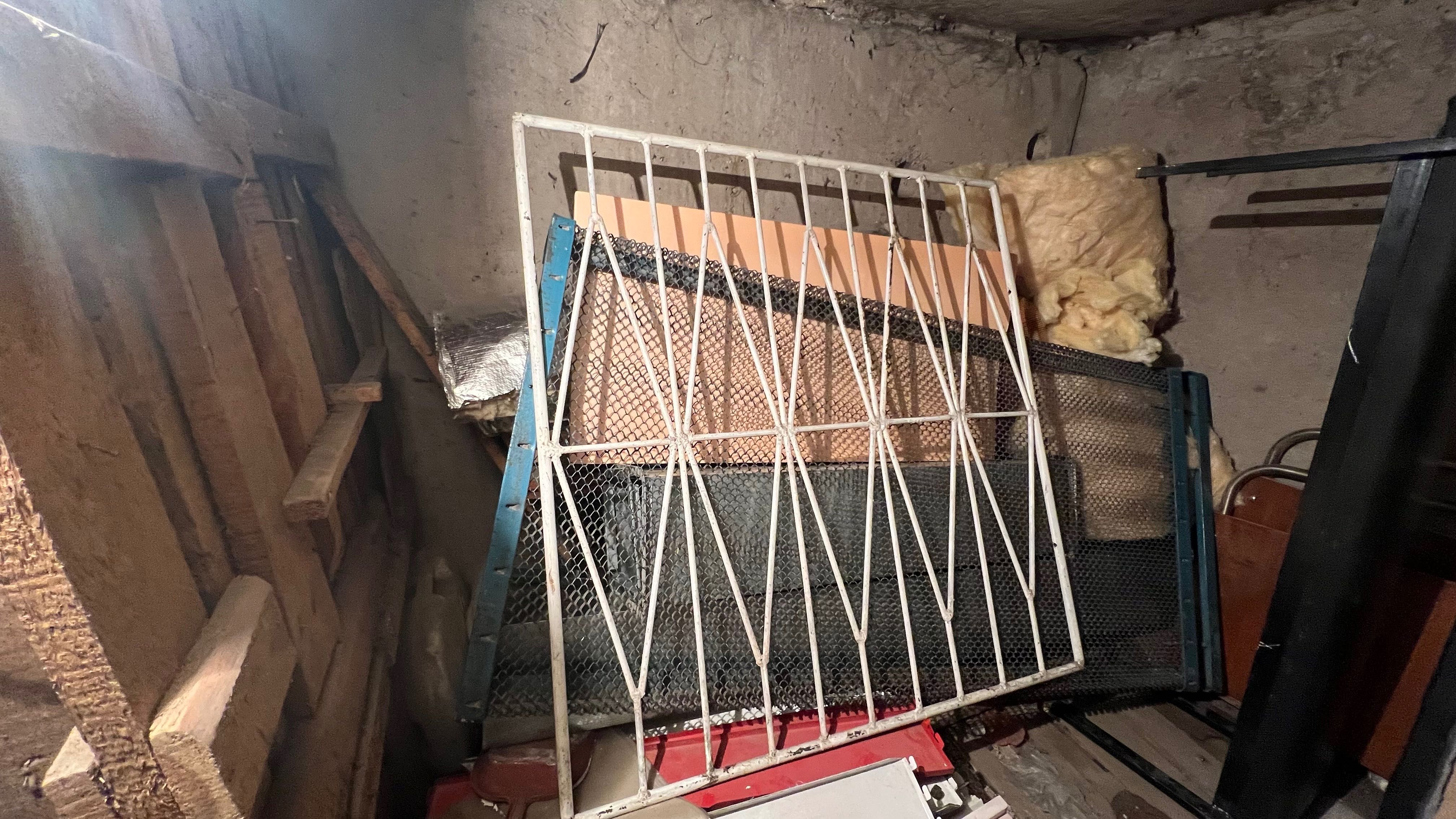 Продаю решетку для окна