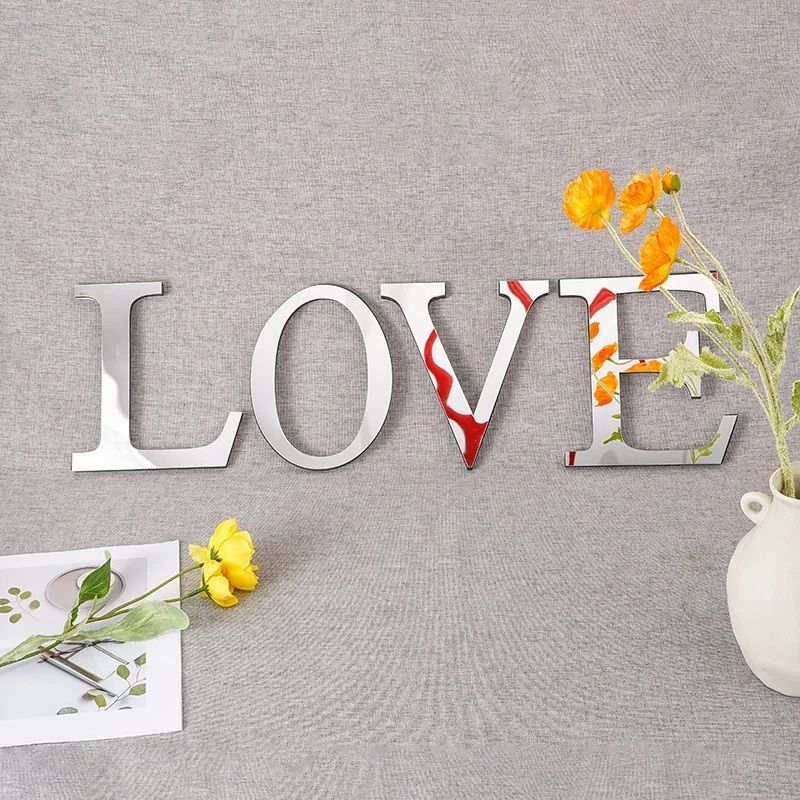Зеркальные наклейки буквы Love
