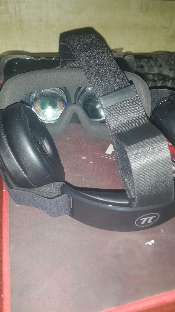 Продам шлем виртуальной реальности PIMAX 4K