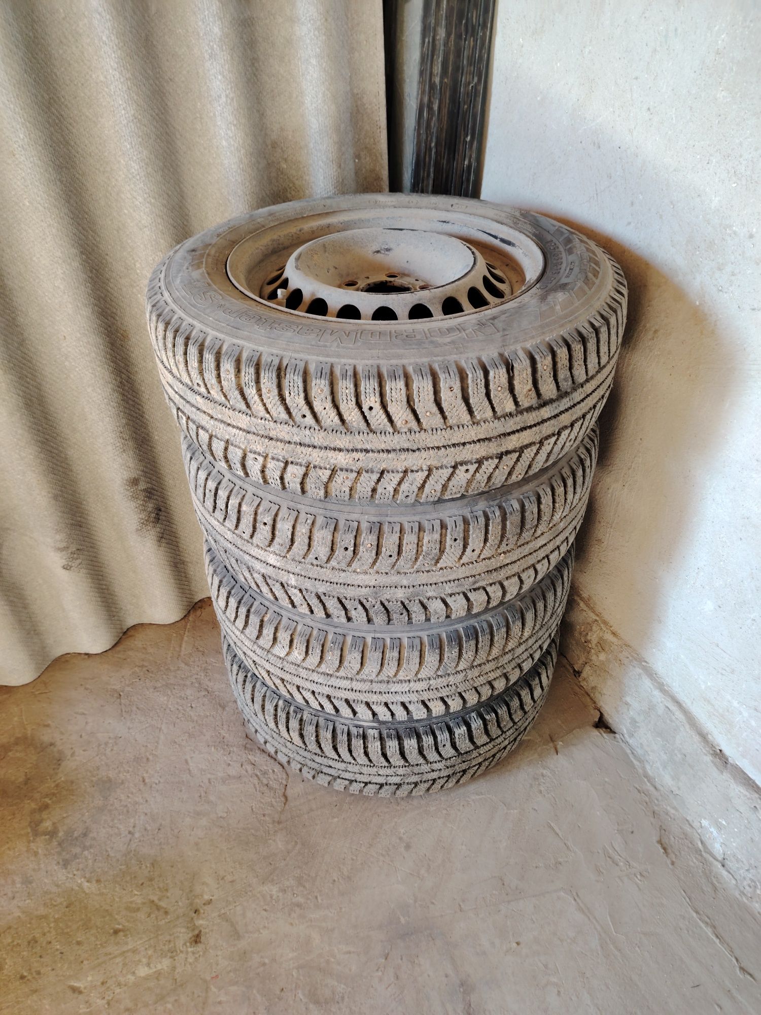 Зимний шина шыпи 195/65 R15