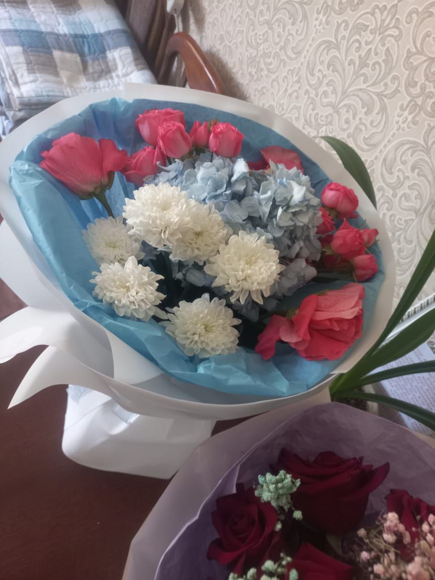 Цветы букеты розы