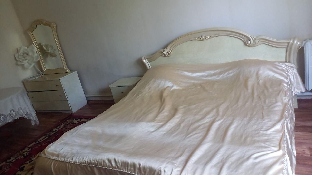 Продам спальни кровать в хорошем состоянии
