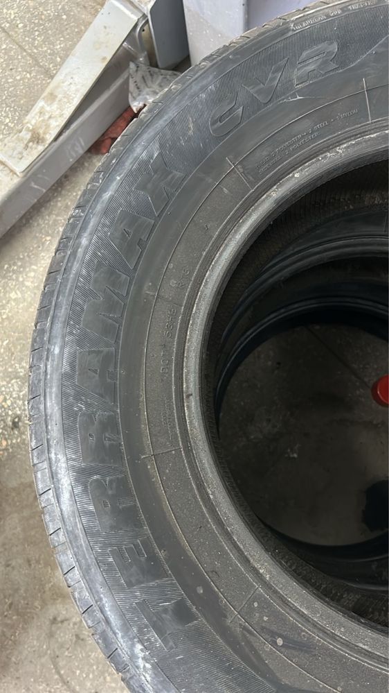 Продаются шины 265/65/17