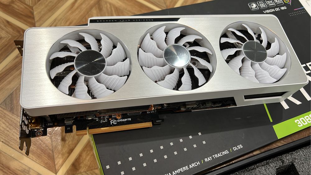 Видеокарта 3080 GIgabyte VISION OS
