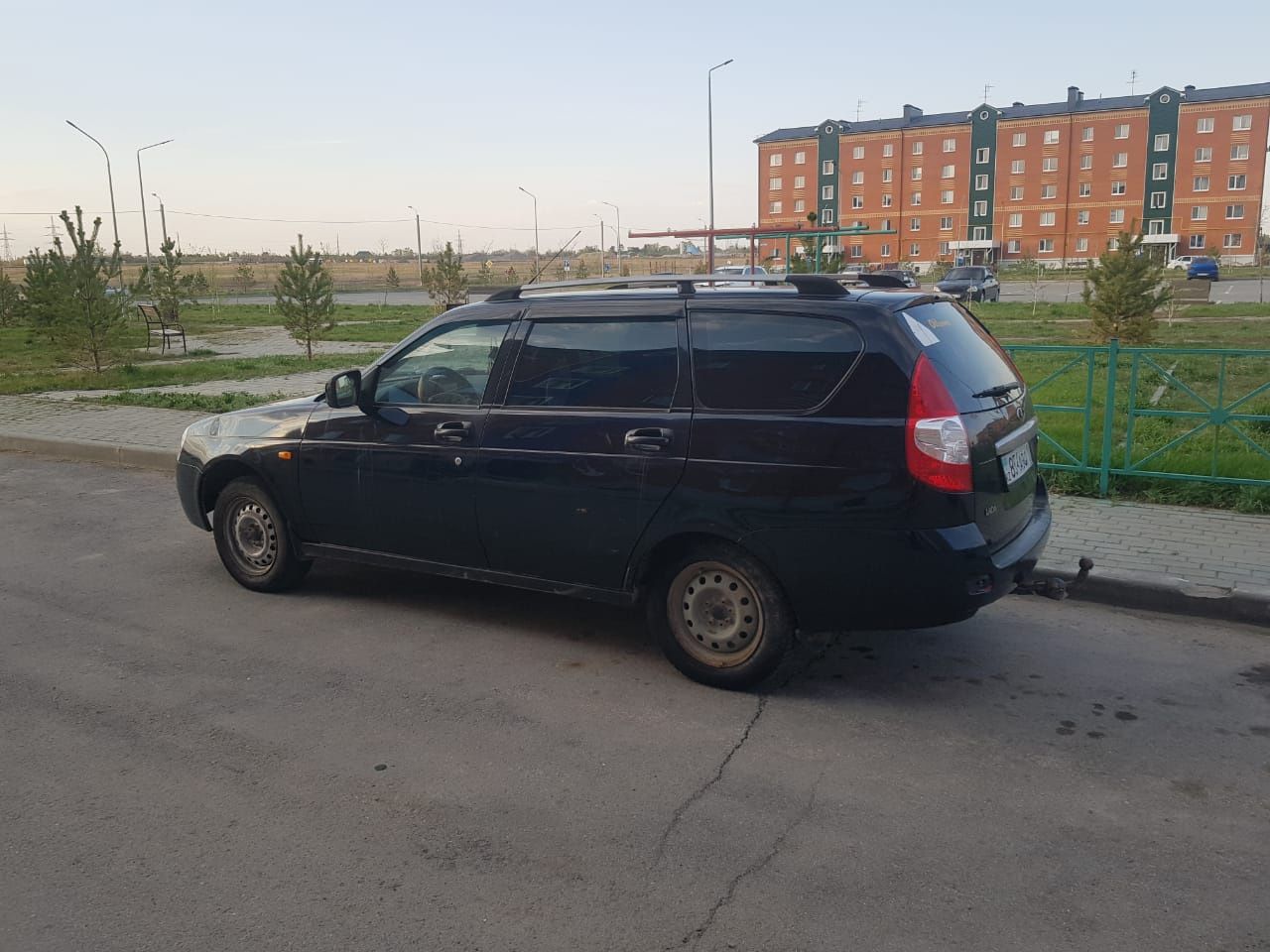 Продам Приору универсал 2014 г.в куплена 2015 году из салона БИПЭК авт