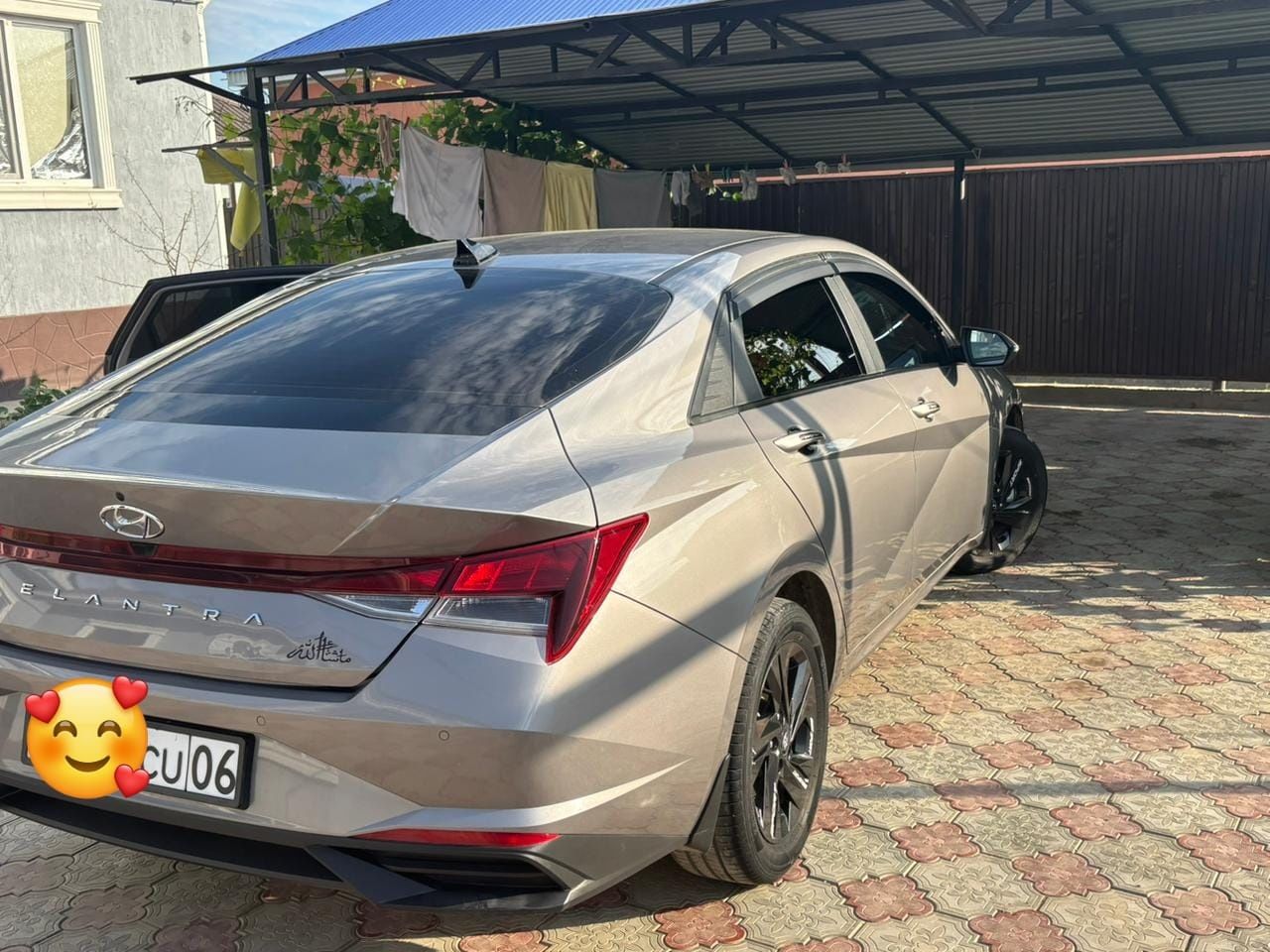 Hyundai Elantra 2023