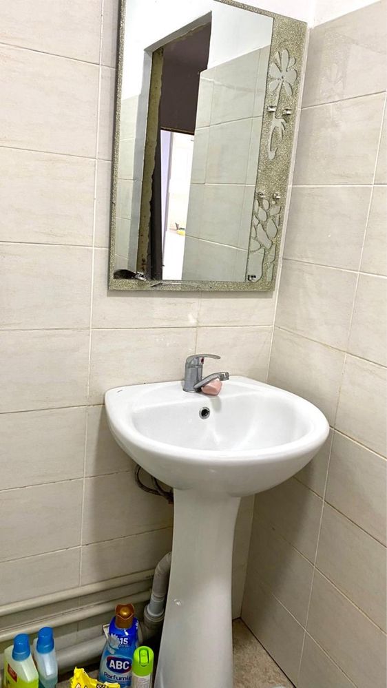 Раковина унитаз