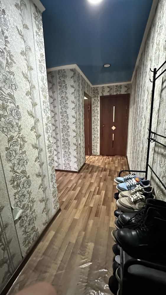 Продажа квартира 13 мкр 20 дом
