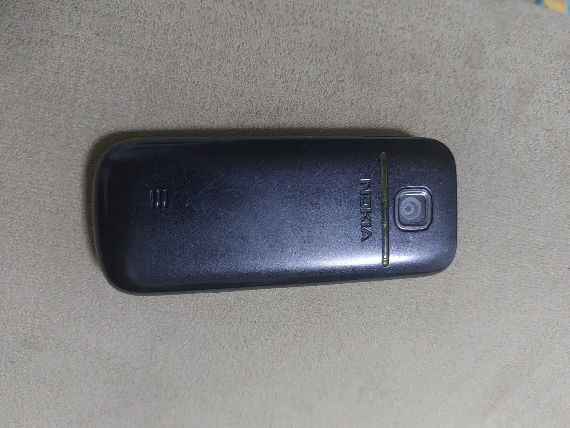 Продам Nokia 6700*