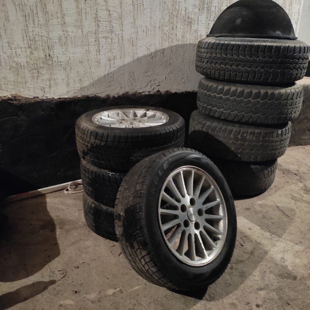 Комплект шин в сборе зимние.R16