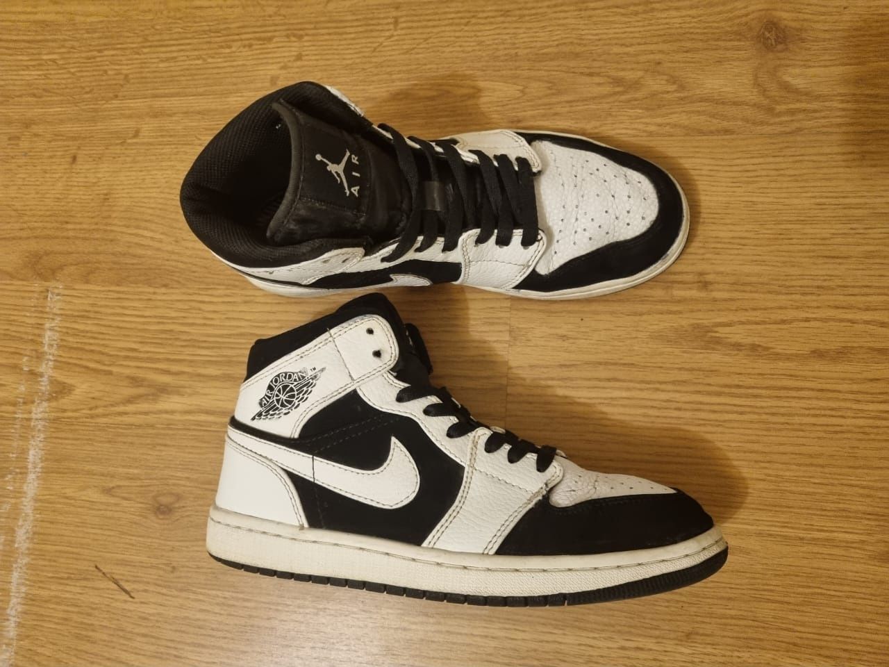 Air Jordan 1 mid