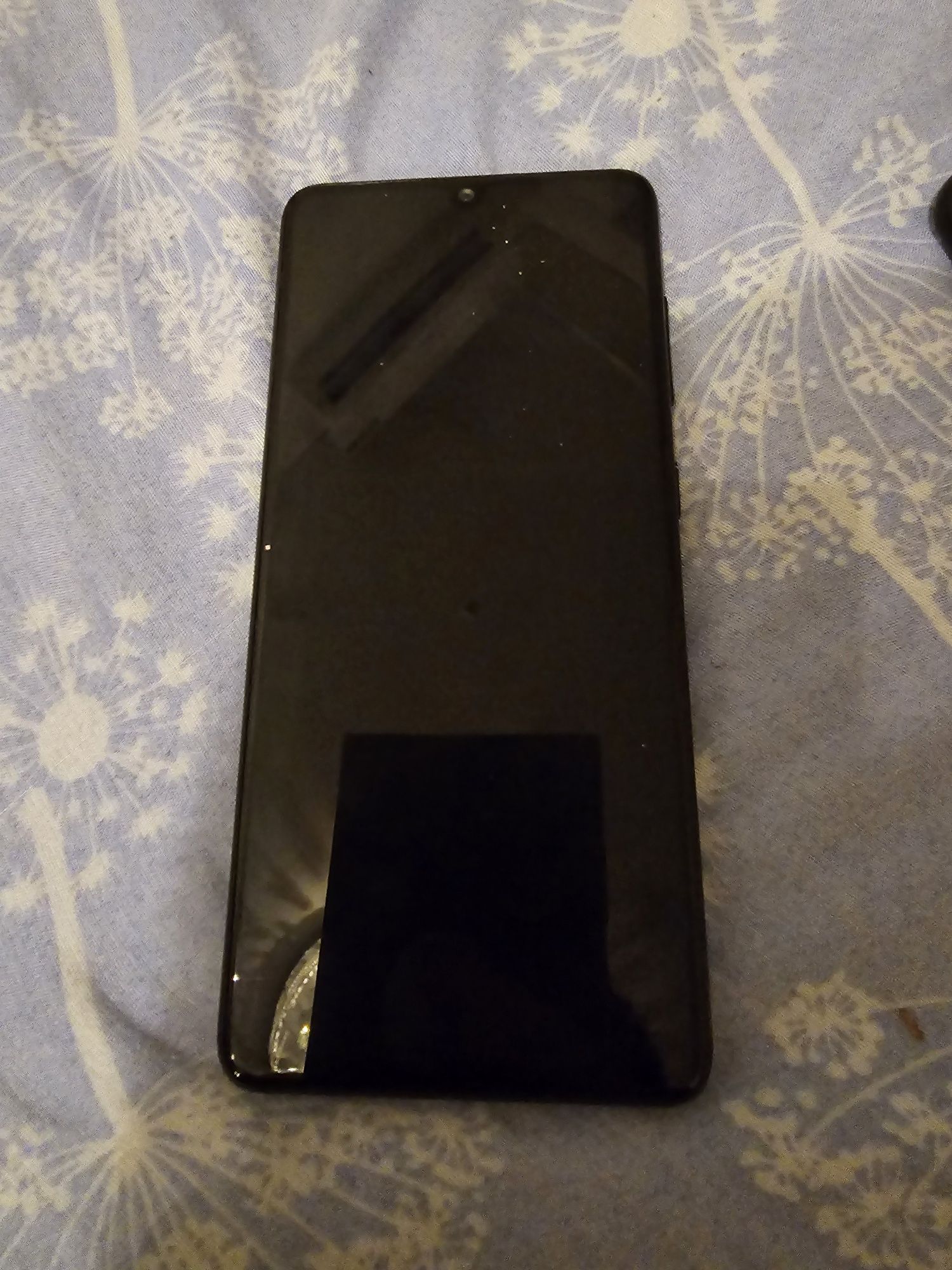 Samsung A41 сатылады жагдаиы жаксы