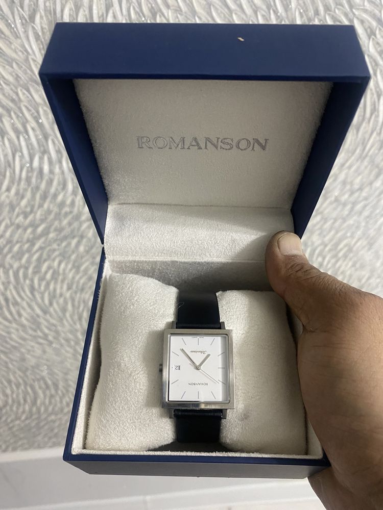 Часы Romanson