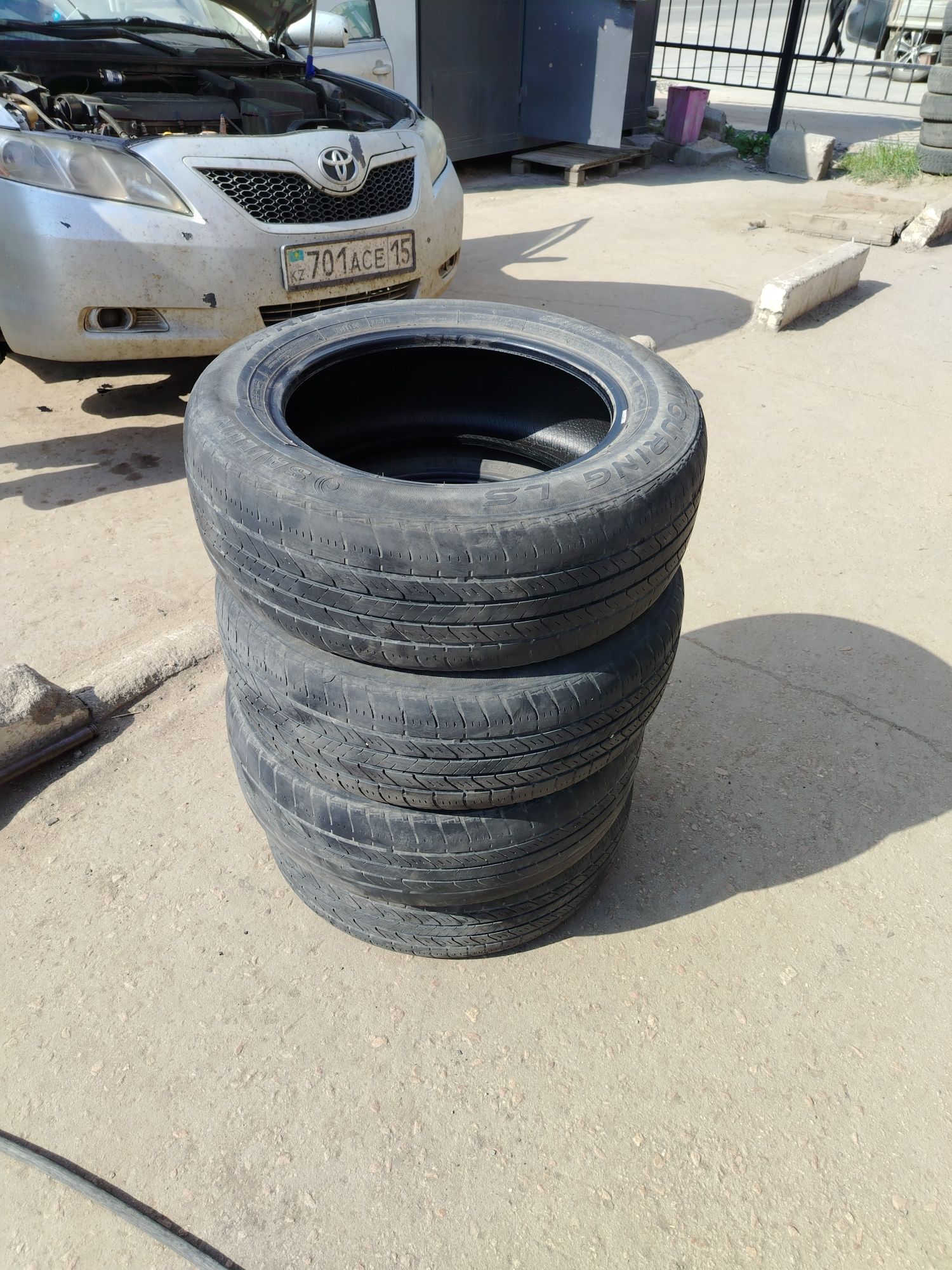 Шины r 17 продам дешево