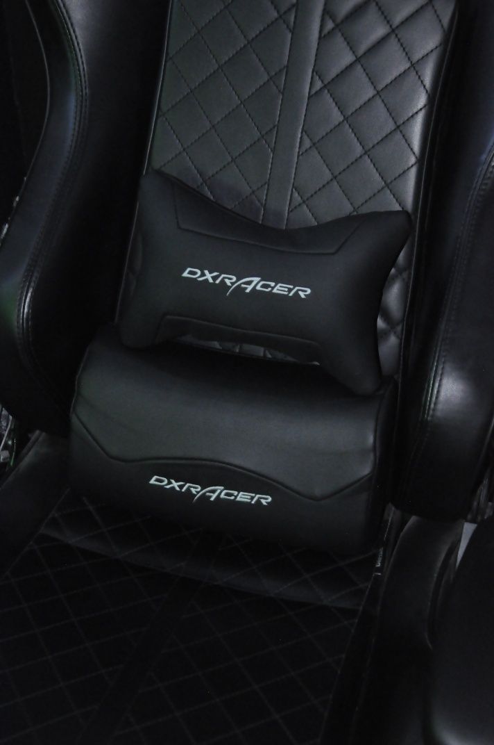Подушки DXracer для головы и спины комплект