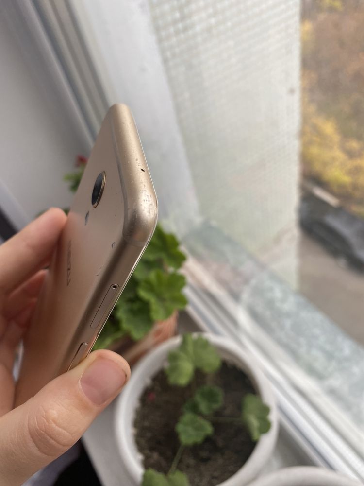 Телефон meizu m6c
