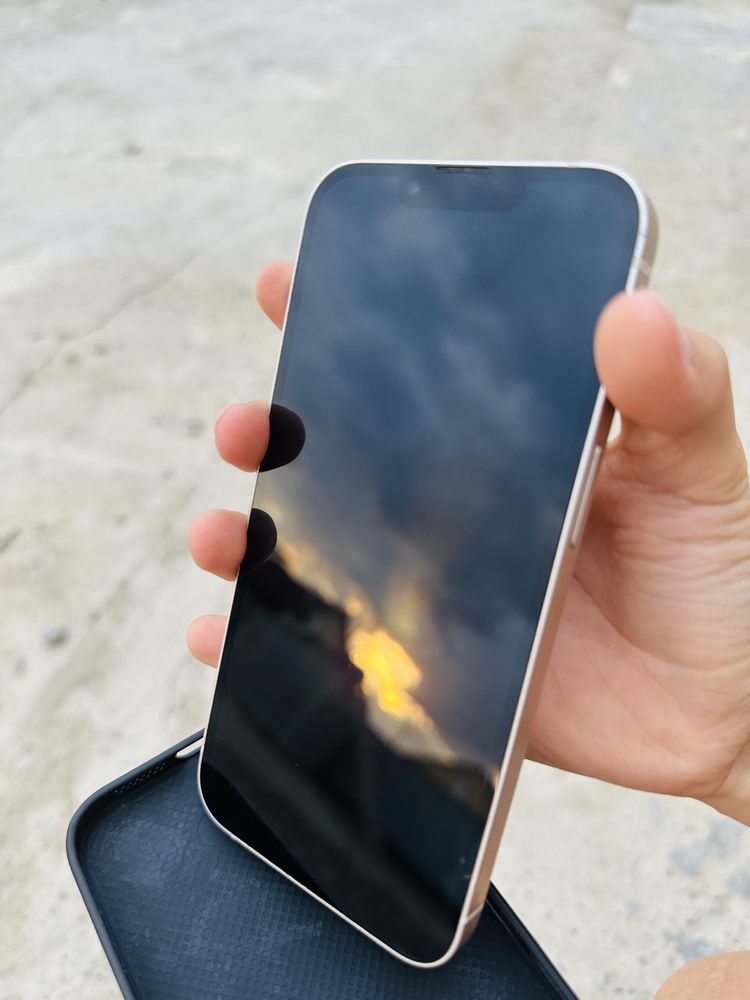 Iphone 13  128Гб продам срочно