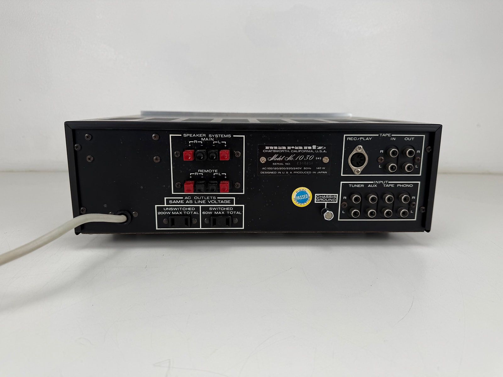 Усилитель интегрированный MARANTZ  1030